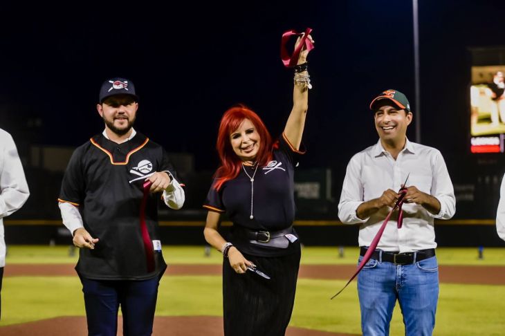 La Jornada Maya Campeche Jairo Magaña Reinauguran el estadio de